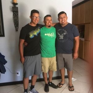 Meet your Posher, Emeterio